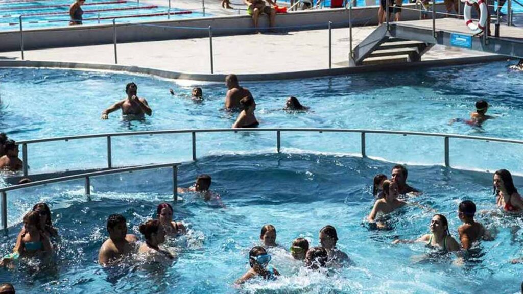 « Des comportements inappropriés » : cette piscine municipale interdit l’accès aux visiteurs de nationalité française… en raison d’actes d’incivilités