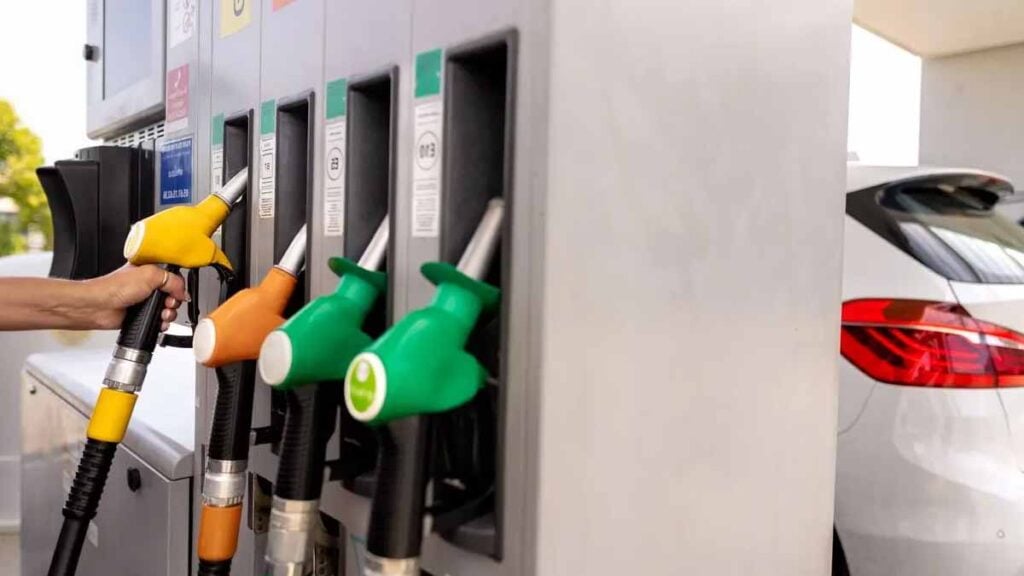 La gendarmerie alerte sur cette nouvelle fraude à la pompe à essence, des milliers d’automobilistes déjà victimes
