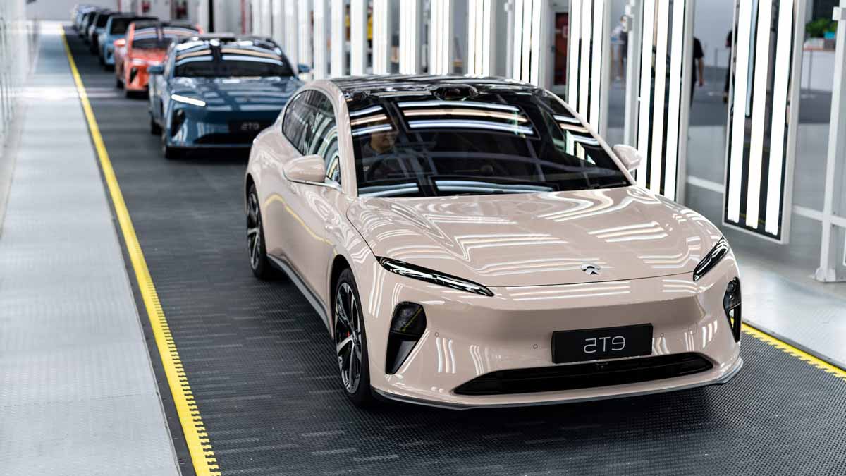 « Les nouvelles ne sont pas bonnes » : les voitures électriques chinoises préoccupent les experts après démontage