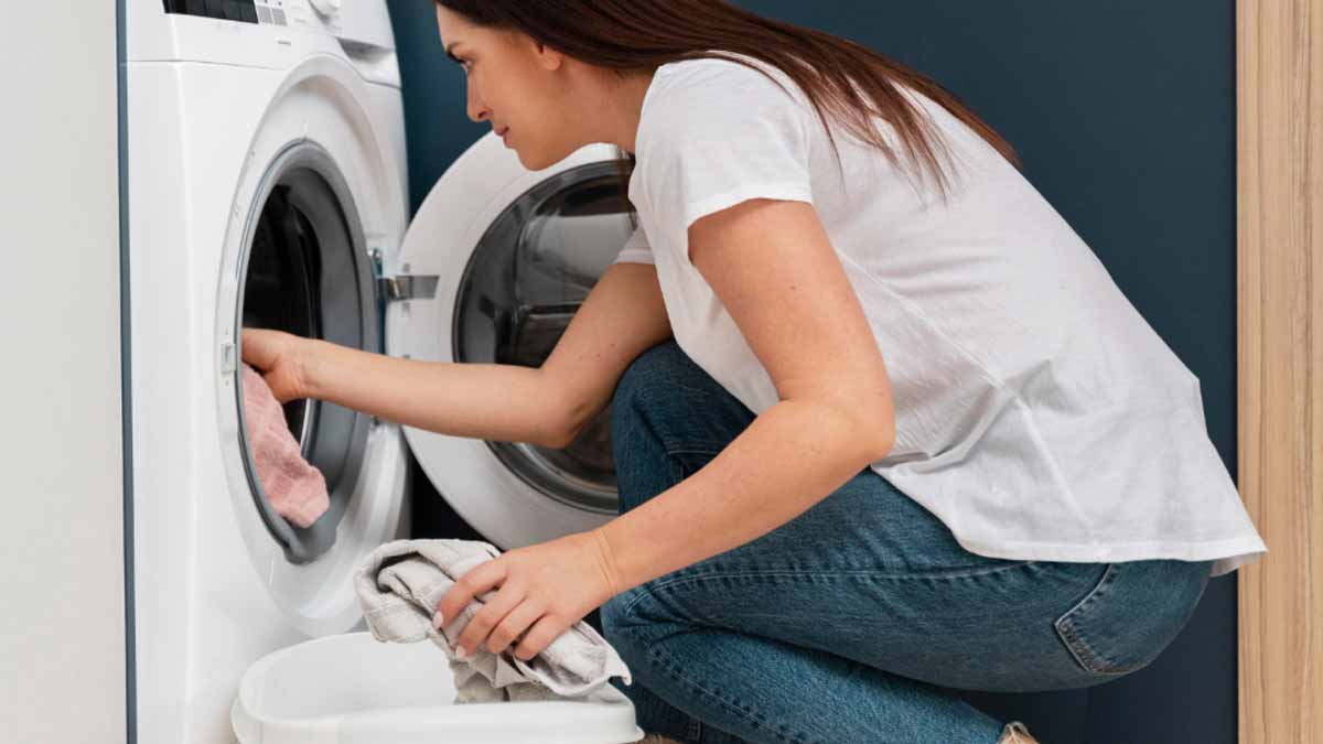 Machine à laver : Peu de personnes connaissent cette astuce secrète pour avoir un linge plus propre et plus doux