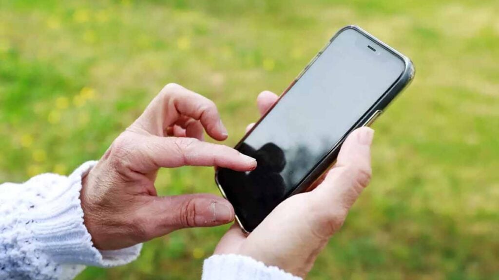 Il a oublié de désactiver les données mobiles : Orange lui réclame 37 000 euros après son voyage au Maroc et fait un geste