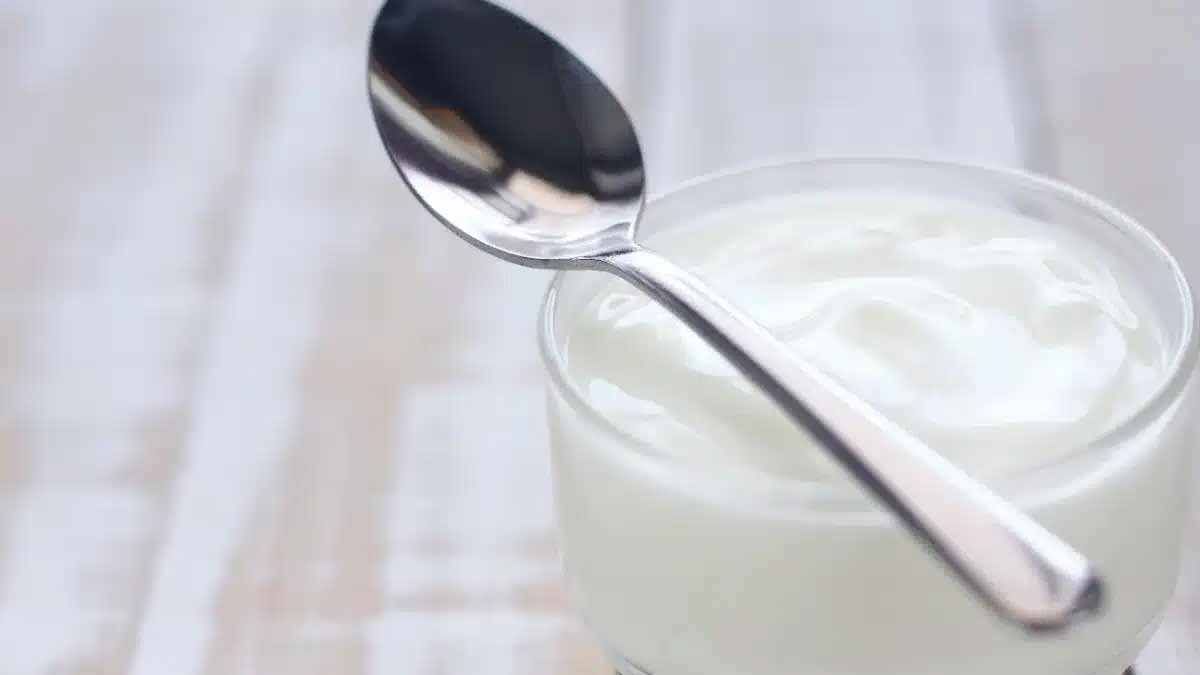 Rappel de yaourts d’une grande marque qui ont été contaminés avec un produit de nettoyage