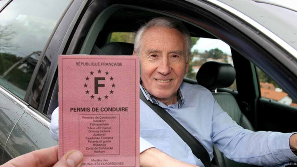 renouvellement permis de conduire seniors