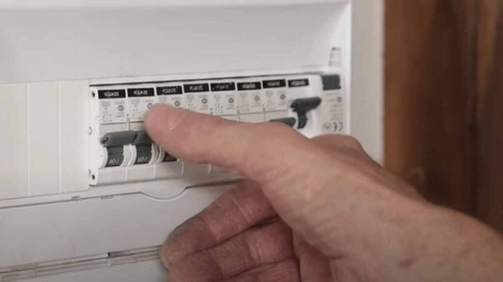 sécurité maison avant départ