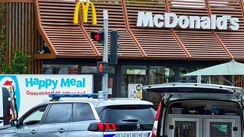 téléphone au volant mcdonald's