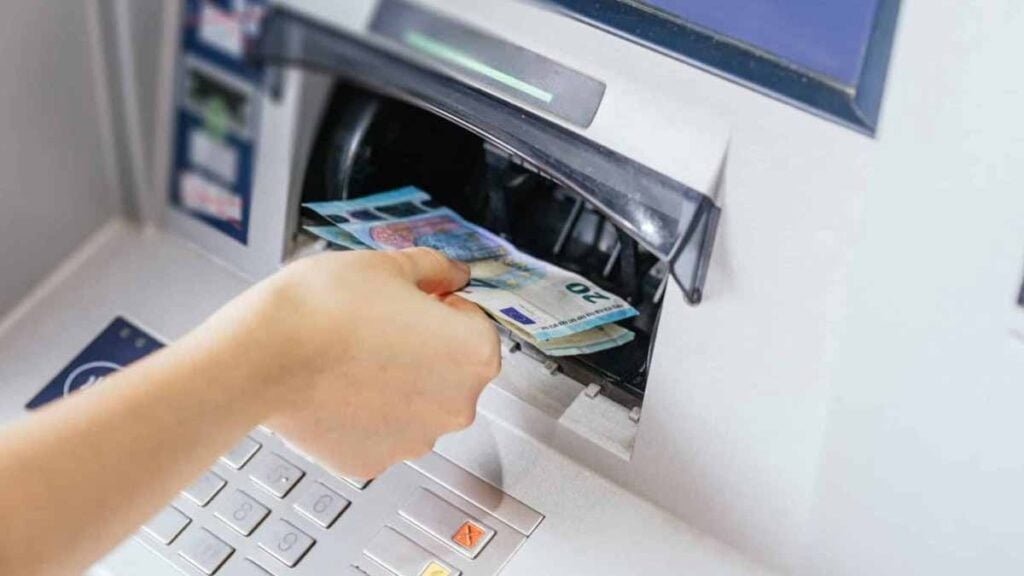 virements bancaires suspendus