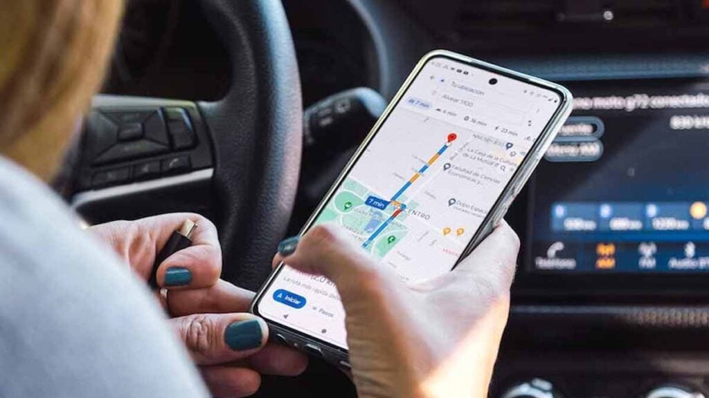 Découvrez comment activer les alertes (radars de vitesse) directement sur Google Maps